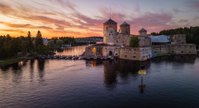 Olavinlinna, oopperan ainutlaatuinen näyttämö