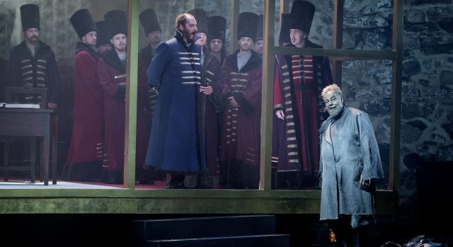 Viisi syytä nähdä Boris Godunov
