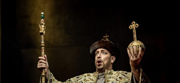 Ensi-iltaan tuleva Boris Godunov -ooppera on peili ihmisyyteen  